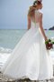 Robe de mariée plissé au niveau de cou avec bouton en plage elevé - photo 2