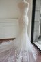 Robe de mariée charmeuse romantique fermeutre eclair en dentelle boutonné - photo 2