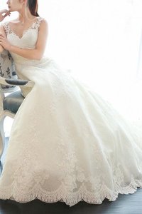 Robe de mariée de traîne moyenne a-ligne merveilleux avec sans manches appliques