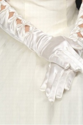 Taffetas perlée élégante broderie gants blancs de mariée incroyable