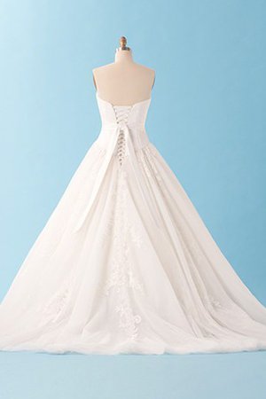 Robe de mariée majestueux avec lacets avec perle a eglise ceinture en étoffe - photo 2
