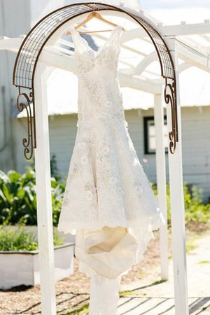 Robe de mariée longue spécial plissage de traîne moyenne dans l'eglise - photo 2