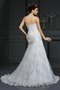 Robe de mariée longue de traîne moyenne avec lacets avec sans manches en satin - photo 2