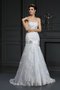 Robe de mariée longue de traîne moyenne avec lacets avec sans manches en satin - photo 1