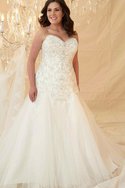 Robe de mariée a-ligne en tulle cordon lache col en forme de cœur