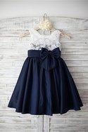 Robe de cortège enfant ligne a grandes bretelles de princesse en chiffon avec fleurs