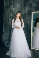 Robe de mariée plissé romantique en tulle de traîne courte avec manche longue