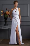 Robe de bal longue d'épaule asymétrique avec perle de traîne courte avec chiffon