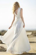 Robe de mariée festonné longueur au ras du sol v encolure en chiffon ceinture