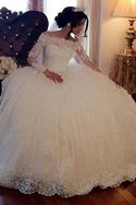 Robe de mariée de mode de bal en tulle glamour jusqu'au sol de col bateau