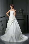 Robe de mariée longue avec lacets de mode de bal en satin grandes bretelles