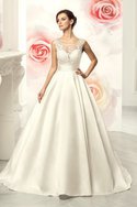 Robe de mariée v col profonde jusqu'au sol en satin decoration en fleur manche nulle