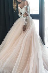 Robe de mariée d'epaule ajourée divin de traîne moyenne en tulle decoration en fleur