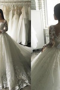 Robe de mariée textile en tulle cordon de traîne moyenne morden naturel