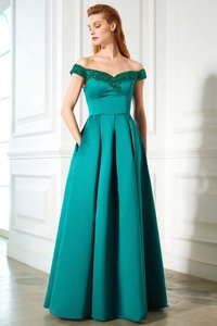 Robe de bal brillant naturel ligne a jusqu'au sol en satin