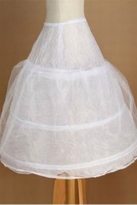 Glamour dramatique élégant thé longueur princesse crinolines