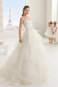 Robe de mariée moderne naturel col en forme de cœur longueur au niveau de sol avec zip
