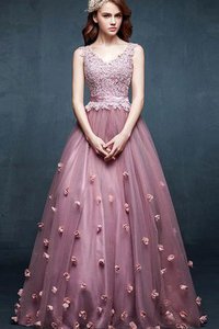 Robe de bal intemporel avec sans manches cordon v encolure ligne a