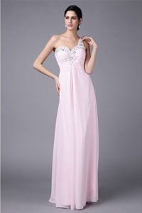 Robe de bal longue avec perle maillot d'épaule asymétrique appliques