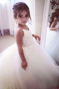 Robe de cortège enfant naturel au niveau de cou avec fleurs avec sans manches en tulle