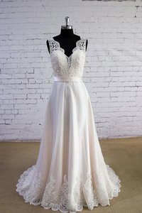 Robe de mariée naturel v encolure avec sans manches avec ruban ceinture