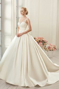 Robe de mariée delicat longue avec sans manches col u profond v col profonde