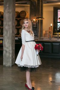 Robe de mariée décontracté simple en taffetas manche nulle de col en v