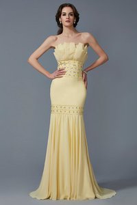 Robe de soirée de traîne courte de sirène manche nulle en chiffon de bustier