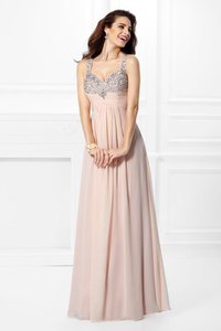 Robe de bal naturel de princesse longueur au niveau de sol en chiffon grandes bretelles