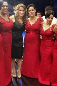 Robe demoiselle d'honneur sexy longueur au ras du sol en dentelle de sirène en satin