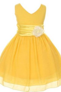Robe de cortège enfant manche nulle avec fleurs a-ligne v encolure