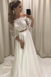 Robe de mariée glamour de princesse de traîne courte avec décoration dentelle naturel