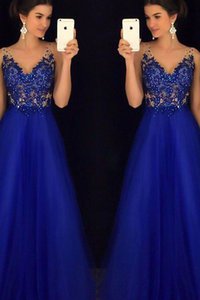 Robe de bal de princesse captivant v encolure decoration en fleur naturel