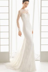 Robe de mariée charmeuse salle interne broder sans ceinture col en bateau