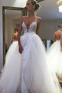 Robe de mariée naturel ligne a en tulle longueur au ras du sol avec sans manches