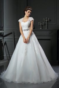 Robe de mariée longue avec perle manche nulle en organza appliques