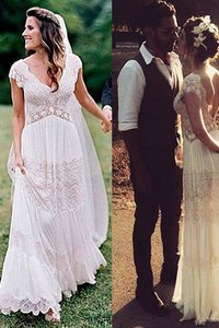 Robe de mariée de col en v a-ligne captivant jusqu'au sol naturel