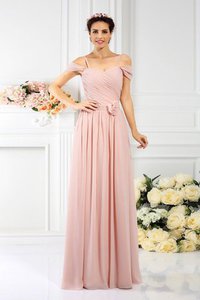 Robe demoiselle d'honneur longue au drapée avec fleurs en chiffon bretelles spaghetti