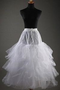 Séduisant belle volants thé longueur robe de bal jupons