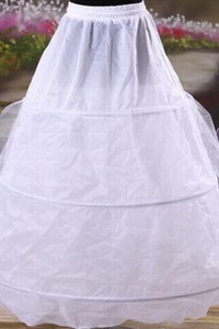 Haute qualité crinolines simples confortables une ligne