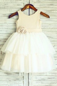 Robe de cortège enfant naturel a-ligne de princesse manche nulle en tulle