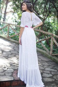 Robe de mariée simple avec décoration dentelle a-ligne col en bateau en 1/2 manche