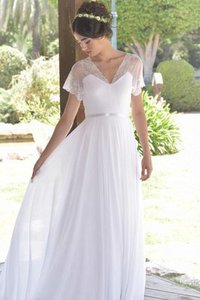 Robe de mariée ligne a en chiffon ceinture de traîne courte avec manche courte