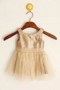 Robe de cortège enfant longue ligne a de princesse avec sans manches col u profond