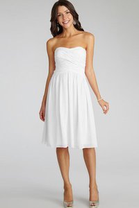 Robe demoiselle d'honneur courte entrecroisé avec chiffon ruché de bustier