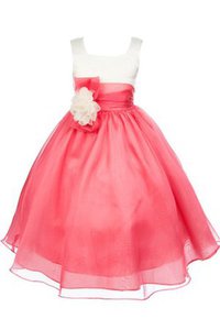 Robe de cortège enfant ligne a en taffetas manche nulle de longueur à genou avec zip