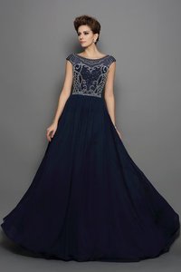 Robe de bal longue avec manche courte fermeutre eclair avec chiffon a-ligne