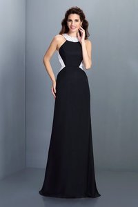 Robe de bal avec perle en chiffon de traîne courte manche nulle décolleté dans le dos