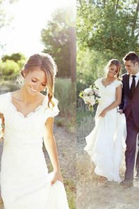 Robe de mariée avec décoration dentelle excellent avec sans manches v encolure naturel