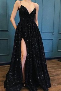 Robe de bal de col en v de traîne courte de princesse séduisant naturel